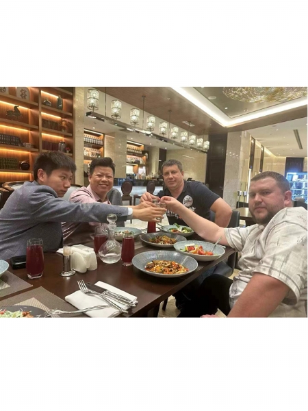 泰安同科液壓設(shè)備有限公司在俄羅斯舉辦的ctt工程機(jī)械展會(huì)中圓滿完成了參展任務(wù)